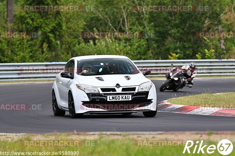 Bild #9580990 - Touristenfahrten Nürburgring Nordschleife (19.07.2020)