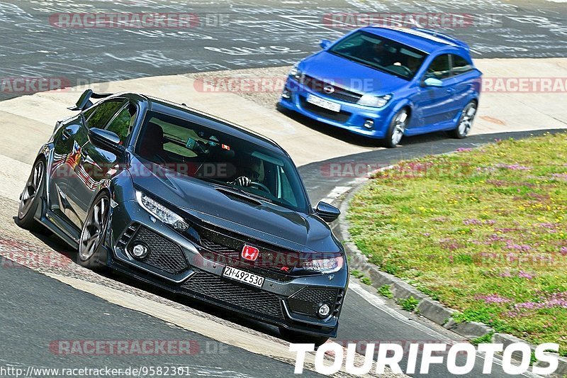 Bild #9582301 - Touristenfahrten Nürburgring Nordschleife (19.07.2020)