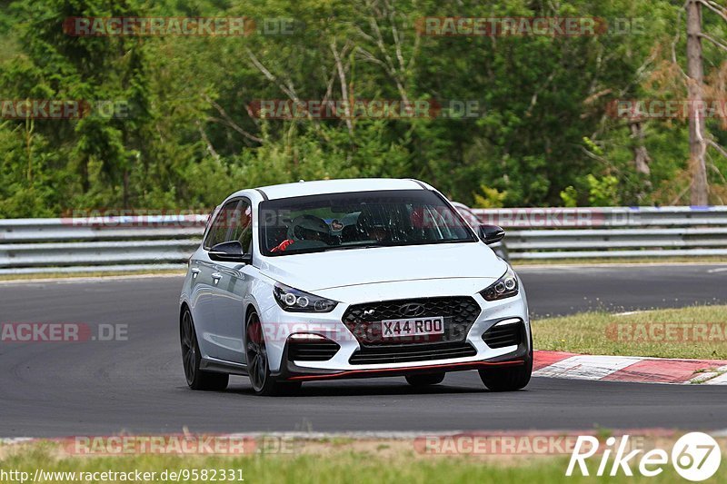 Bild #9582331 - Touristenfahrten Nürburgring Nordschleife (19.07.2020)