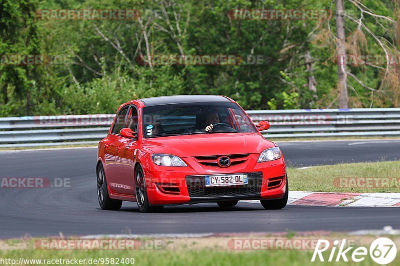 Bild #9582400 - Touristenfahrten Nürburgring Nordschleife (19.07.2020)