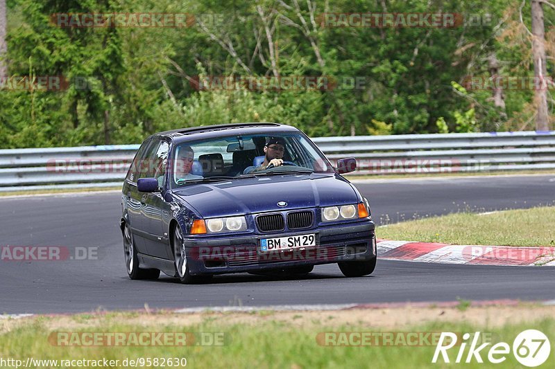 Bild #9582630 - Touristenfahrten Nürburgring Nordschleife (19.07.2020)