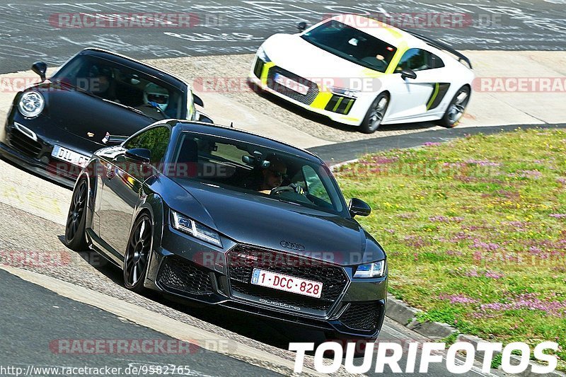 Bild #9582765 - Touristenfahrten Nürburgring Nordschleife (19.07.2020)