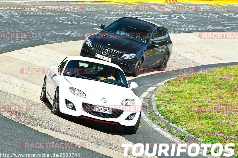 Bild #9583744 - Touristenfahrten Nürburgring Nordschleife (19.07.2020)