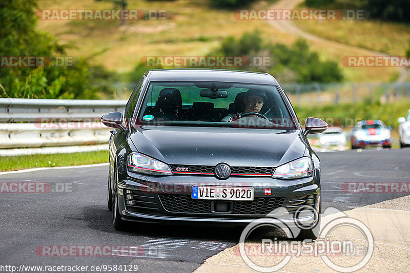 Bild #9584129 - Touristenfahrten Nürburgring Nordschleife (19.07.2020)