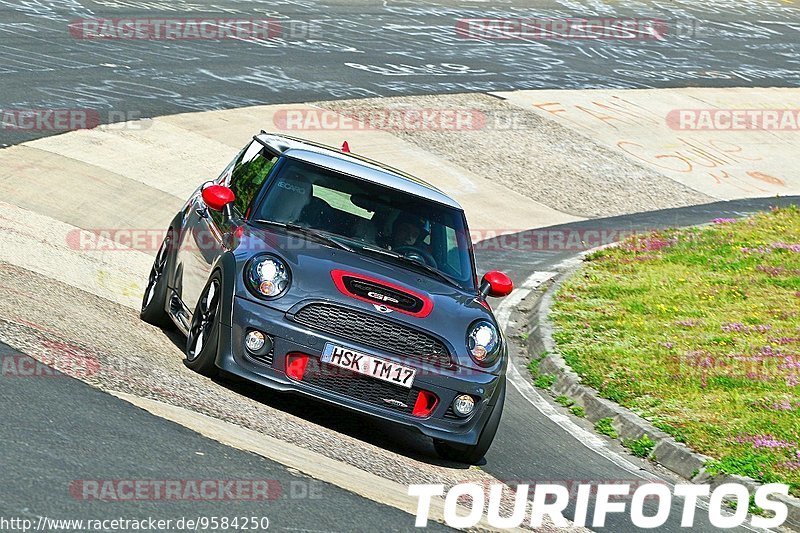 Bild #9584250 - Touristenfahrten Nürburgring Nordschleife (19.07.2020)