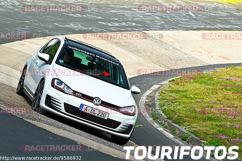 Bild #9586932 - Touristenfahrten Nürburgring Nordschleife (19.07.2020)