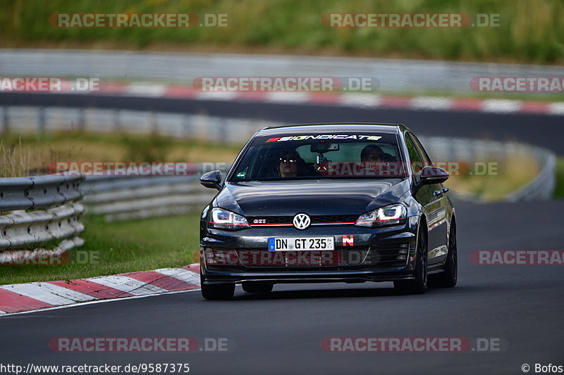 Bild #9587375 - Touristenfahrten Nürburgring Nordschleife (19.07.2020)