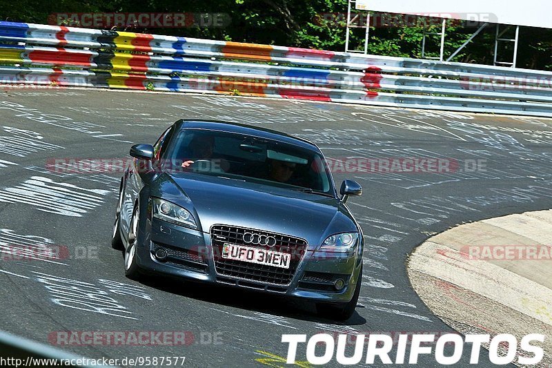 Bild #9587577 - Touristenfahrten Nürburgring Nordschleife (19.07.2020)