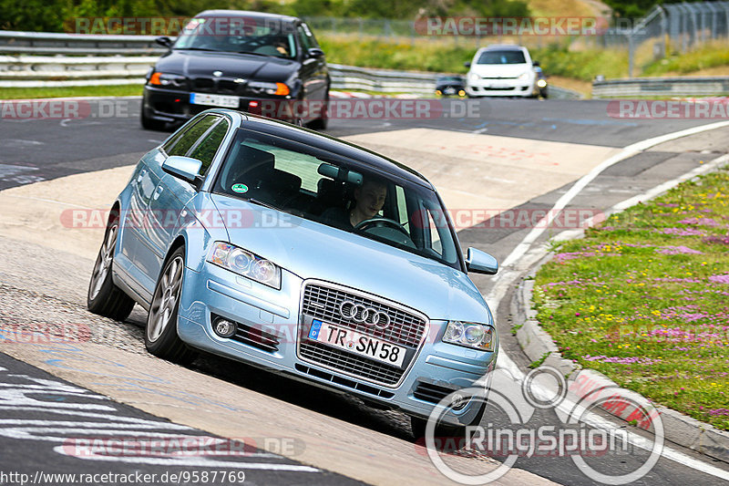 Bild #9587769 - Touristenfahrten Nürburgring Nordschleife (19.07.2020)