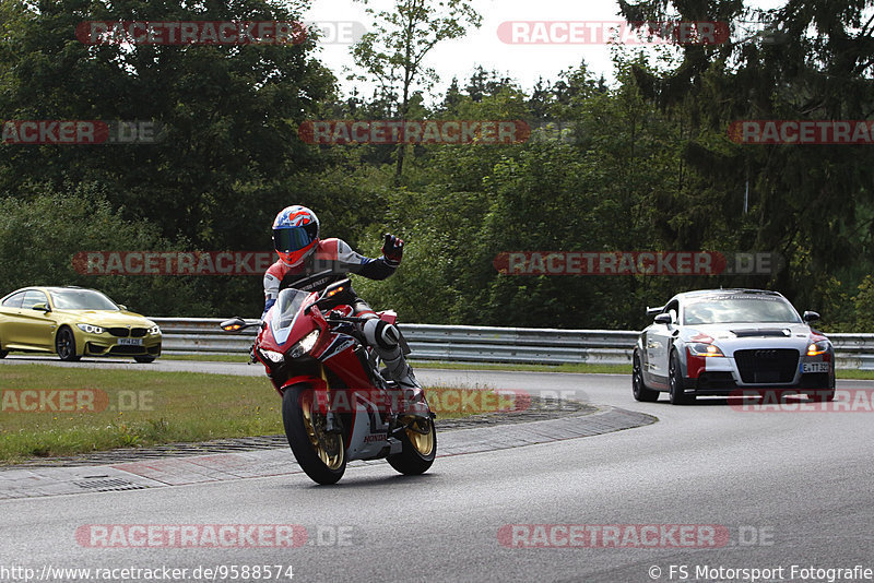 Bild #9588574 - Touristenfahrten Nürburgring Nordschleife (19.07.2020)