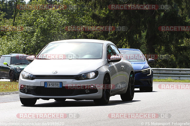 Bild #9589620 - Touristenfahrten Nürburgring Nordschleife (19.07.2020)