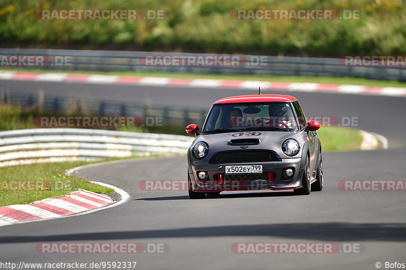 Bild #9592337 - Touristenfahrten Nürburgring Nordschleife (19.07.2020)