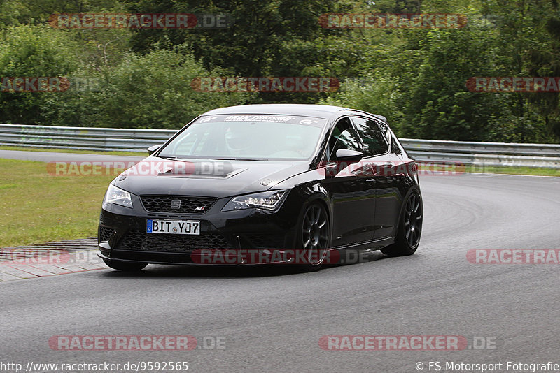 Bild #9592565 - Touristenfahrten Nürburgring Nordschleife (19.07.2020)