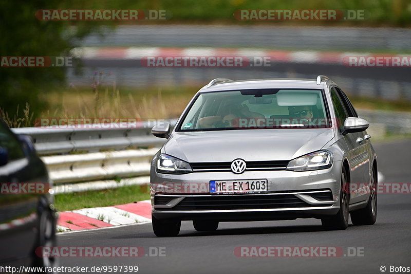 Bild #9597399 - Touristenfahrten Nürburgring Nordschleife (19.07.2020)