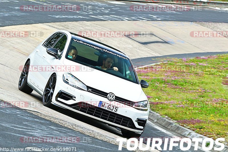 Bild #9598071 - Touristenfahrten Nürburgring Nordschleife (19.07.2020)