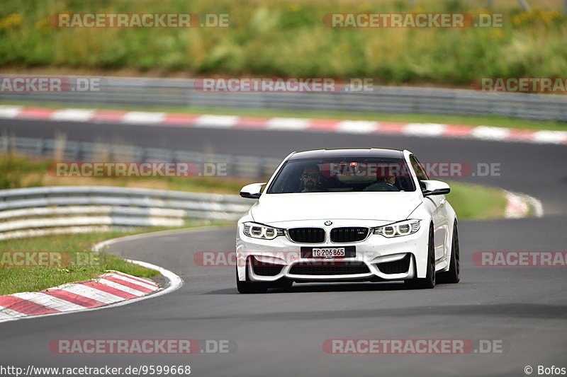 Bild #9599668 - Touristenfahrten Nürburgring Nordschleife (19.07.2020)