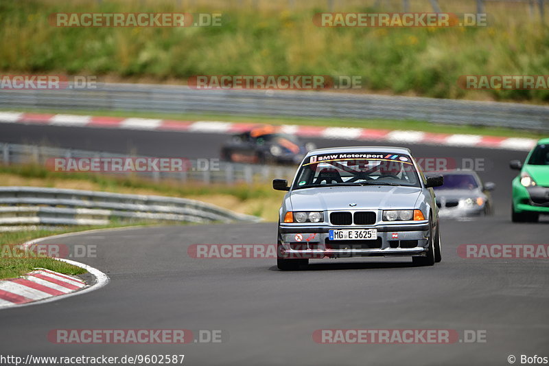 Bild #9602587 - Touristenfahrten Nürburgring Nordschleife (19.07.2020)