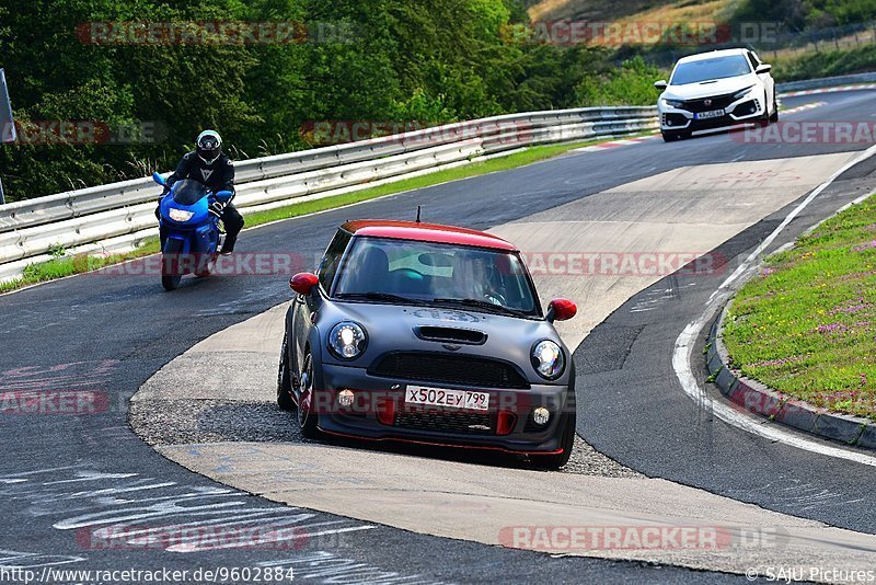 Bild #9602884 - Touristenfahrten Nürburgring Nordschleife (19.07.2020)