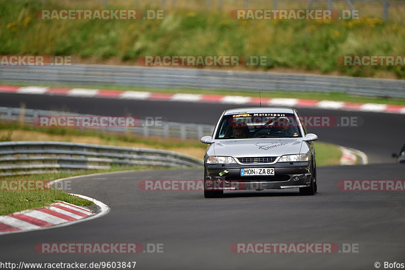 Bild #9603847 - Touristenfahrten Nürburgring Nordschleife (19.07.2020)