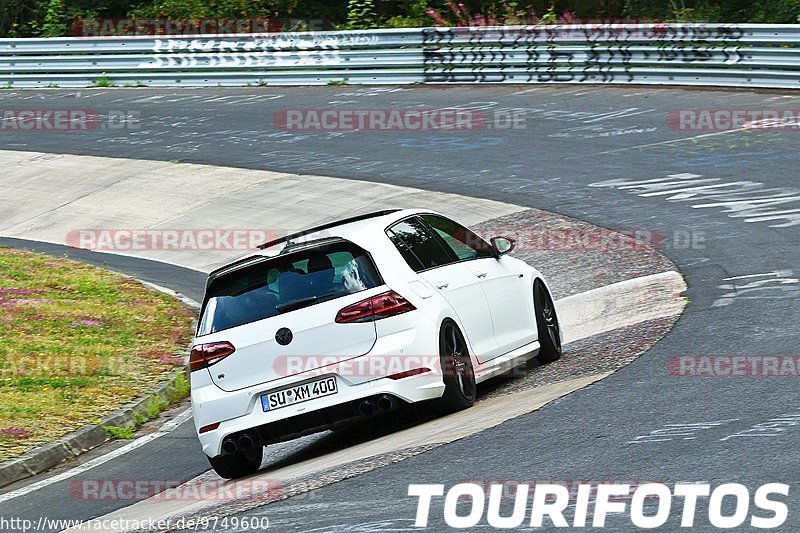 Bild #9749600 - Touristenfahrten Nürburgring Nordschleife (26.07.2020)