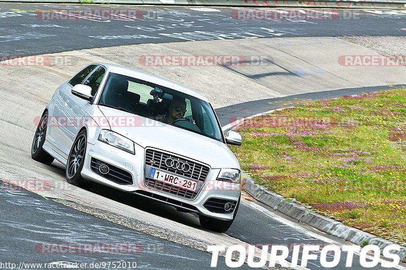 Bild #9752010 - Touristenfahrten Nürburgring Nordschleife (26.07.2020)