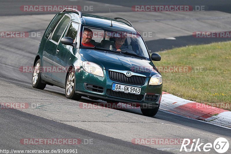 Bild #9766961 - Touristenfahrten Nürburgring Nordschleife (27.07.2020)