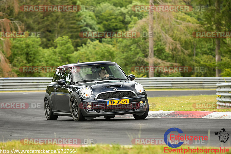 Bild #9767664 - Touristenfahrten Nürburgring Nordschleife (27.07.2020)