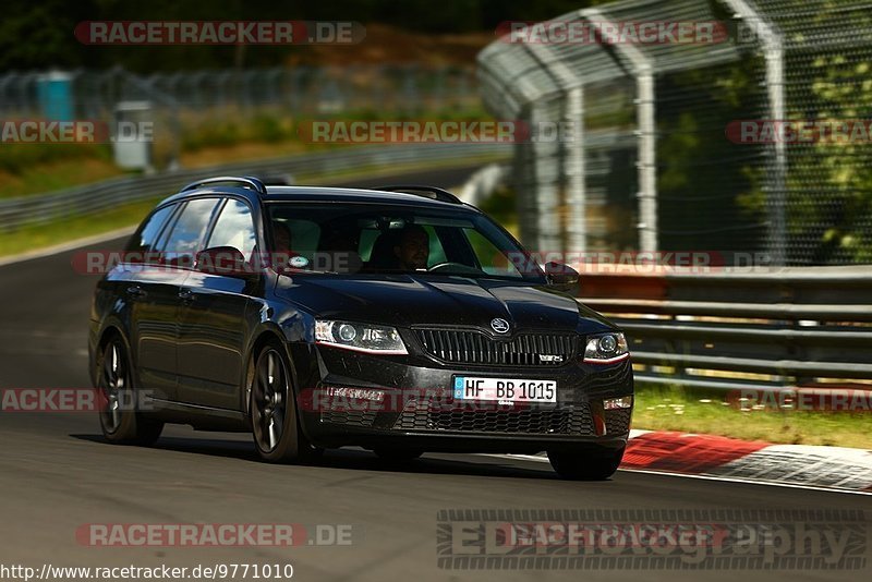 Bild #9771010 - Touristenfahrten Nürburgring Nordschleife (28.07.2020)