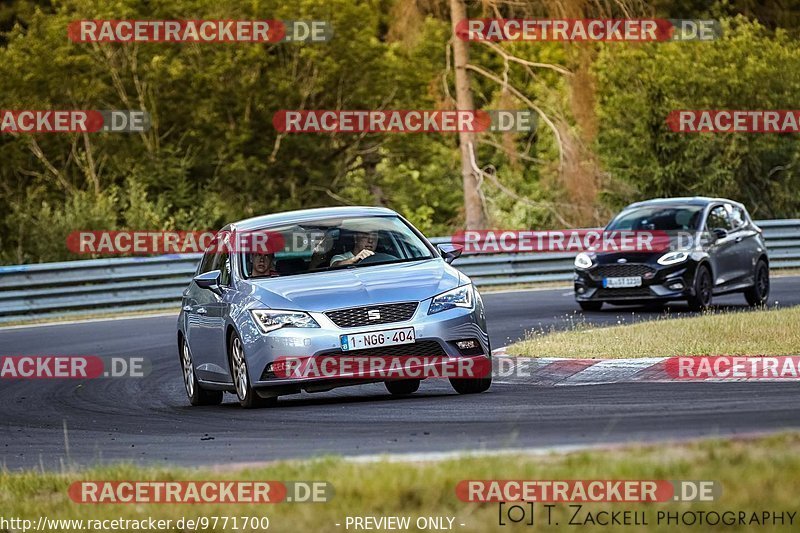 Bild #9771700 - Touristenfahrten Nürburgring Nordschleife (28.07.2020)