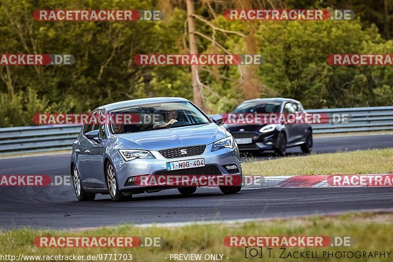 Bild #9771703 - Touristenfahrten Nürburgring Nordschleife (28.07.2020)