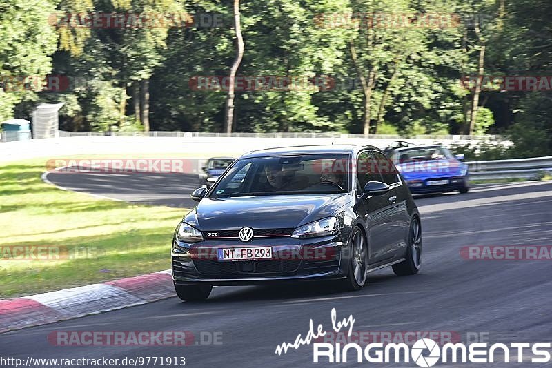 Bild #9771913 - Touristenfahrten Nürburgring Nordschleife (28.07.2020)