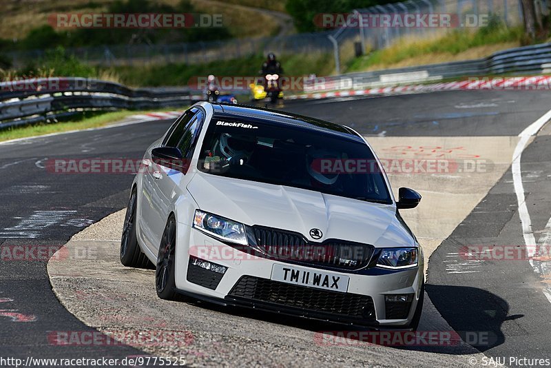 Bild #9775525 - Touristenfahrten Nürburgring Nordschleife (28.07.2020)