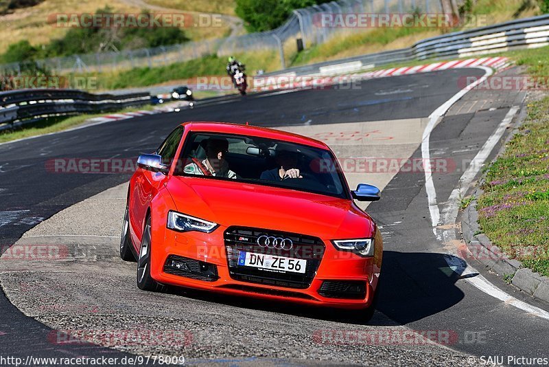 Bild #9778009 - Touristenfahrten Nürburgring Nordschleife (28.07.2020)