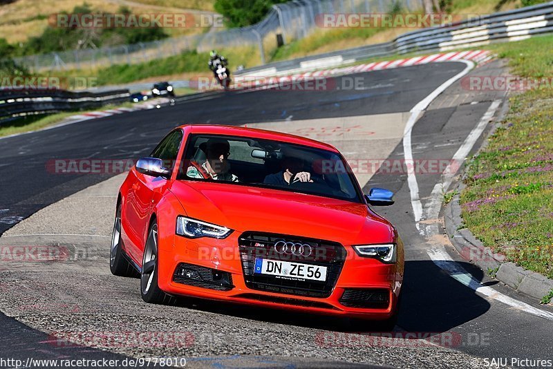 Bild #9778010 - Touristenfahrten Nürburgring Nordschleife (28.07.2020)