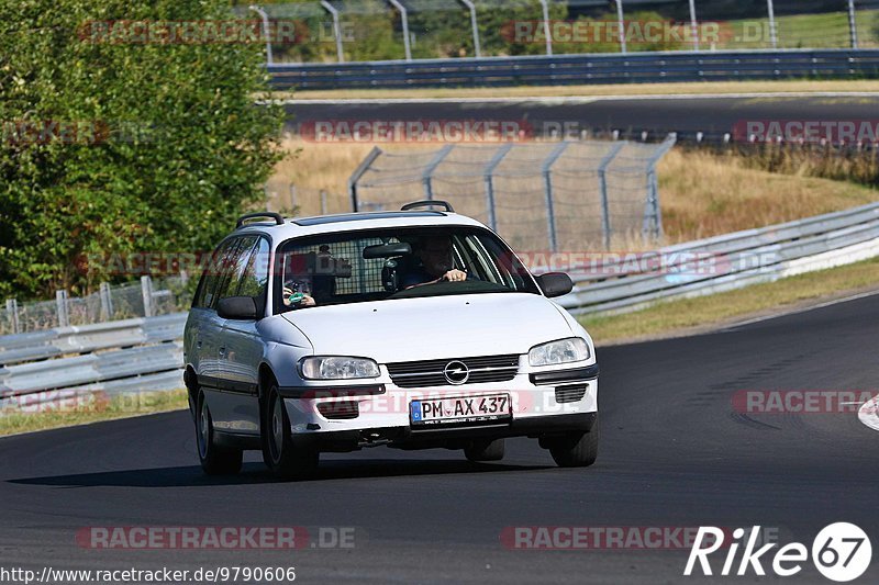 Bild #9790606 - Touristenfahrten Nürburgring Nordschleife (30.07.2020)