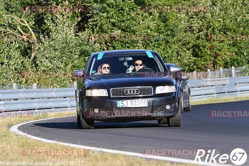 Bild #9792625 - Touristenfahrten Nürburgring Nordschleife (30.07.2020)