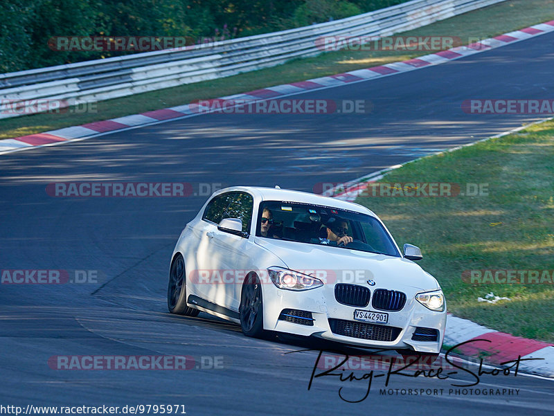 Bild #9795971 - Touristenfahrten Nürburgring Nordschleife (30.07.2020)