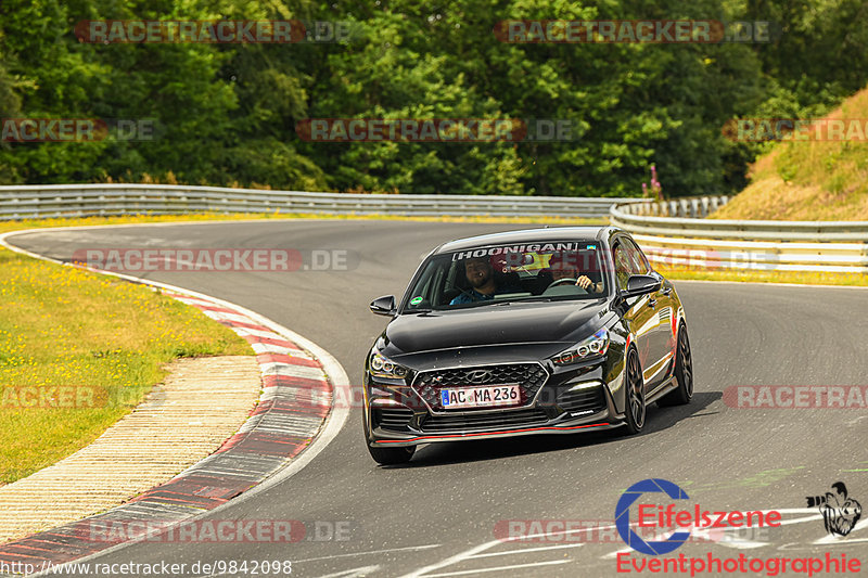 Bild #9842098 - Touristenfahrten Nürburgring Nordschleife (02.08.2020)