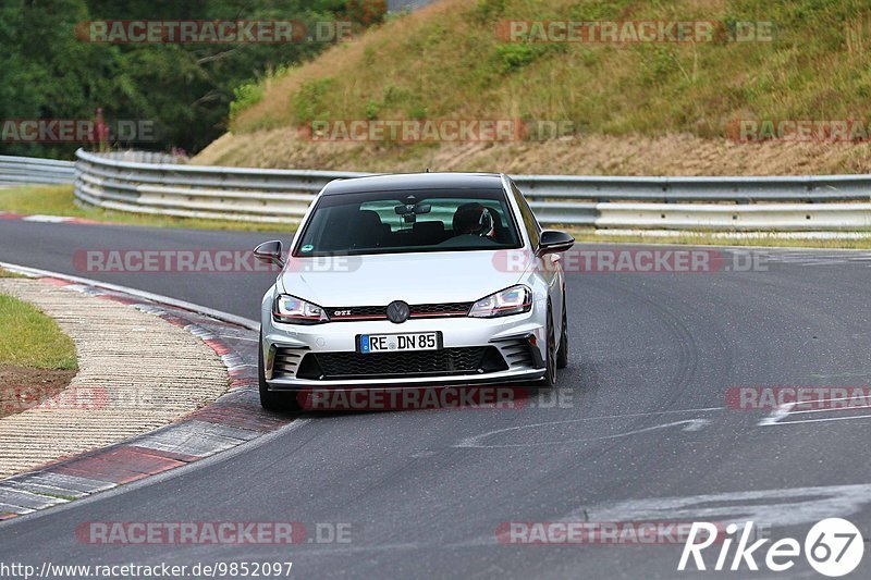 Bild #9852097 - Touristenfahrten Nürburgring Nordschleife (02.08.2020)