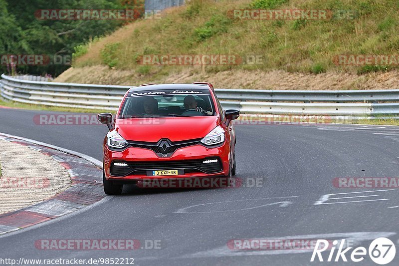 Bild #9852212 - Touristenfahrten Nürburgring Nordschleife (02.08.2020)