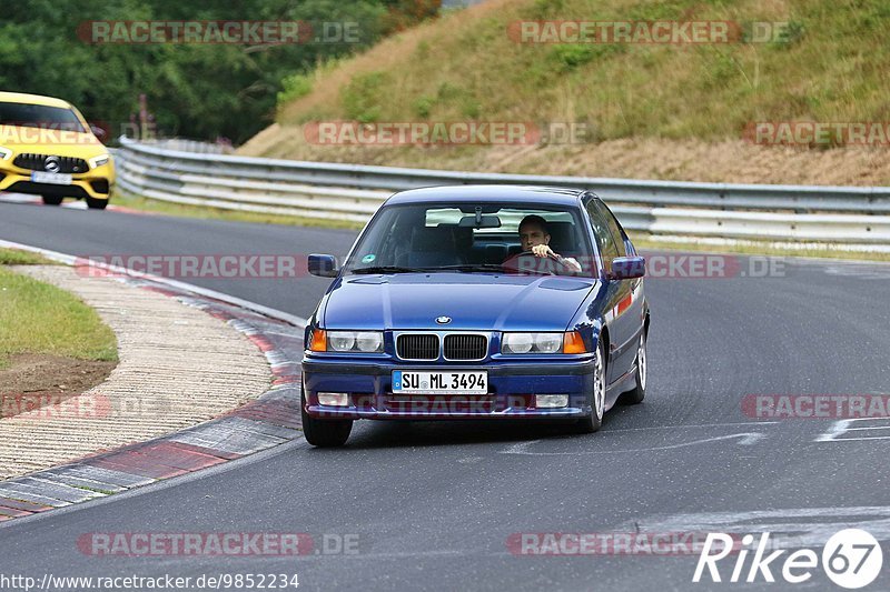 Bild #9852234 - Touristenfahrten Nürburgring Nordschleife (02.08.2020)