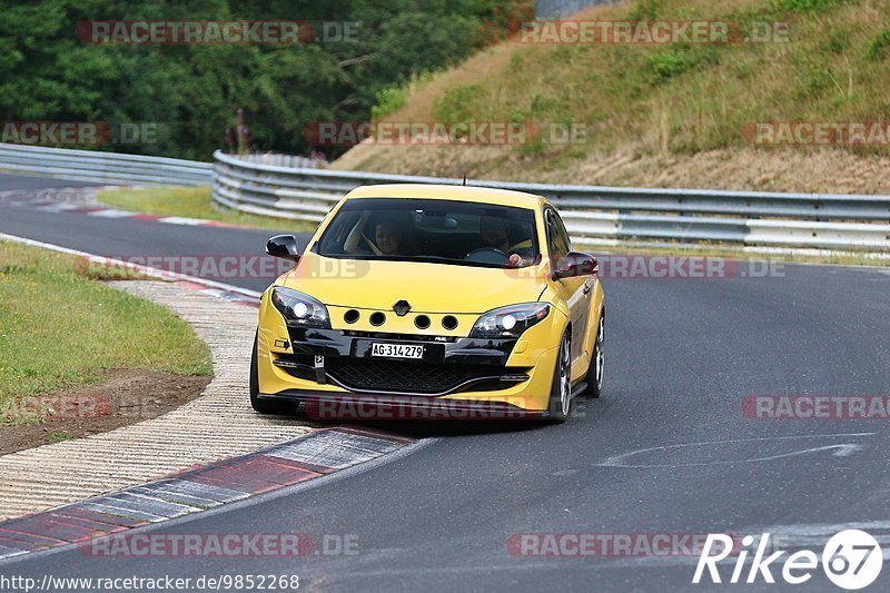 Bild #9852268 - Touristenfahrten Nürburgring Nordschleife (02.08.2020)