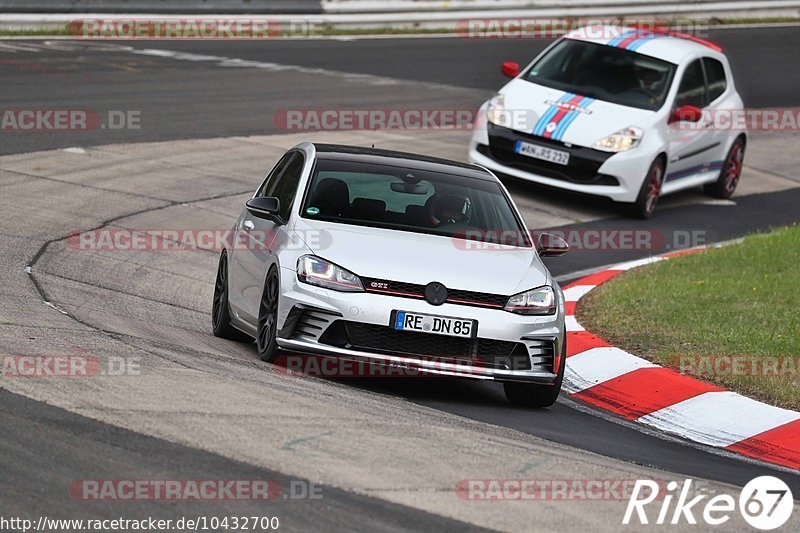 Bild #10432700 - Touristenfahrten Nürburgring Nordschleife (30.08.2020)