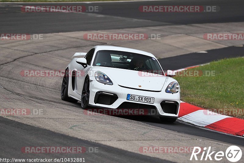 Bild #10432881 - Touristenfahrten Nürburgring Nordschleife (30.08.2020)