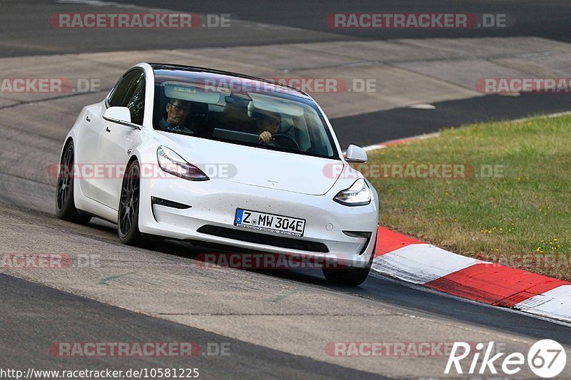 Bild #10581225 - Touristenfahrten Nürburgring Nordschleife (07.09.2020)