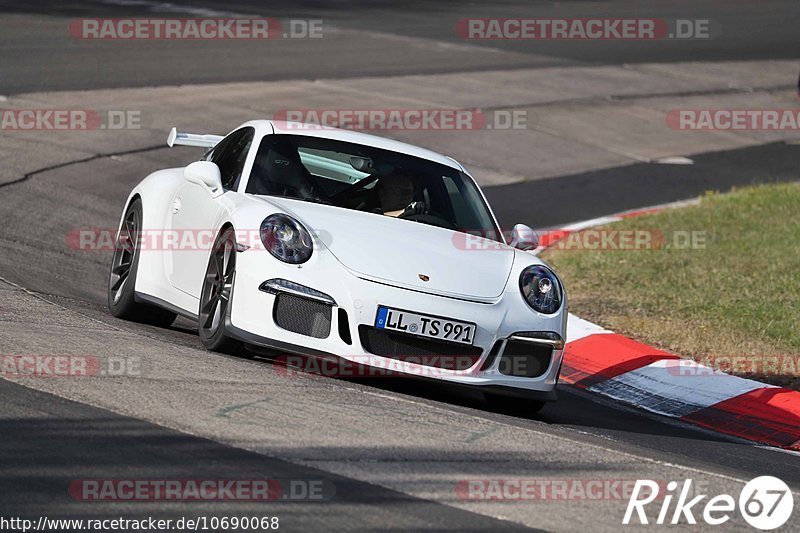 Bild #10690068 - Touristenfahrten Nürburgring Nordschleife (12.09.2020)