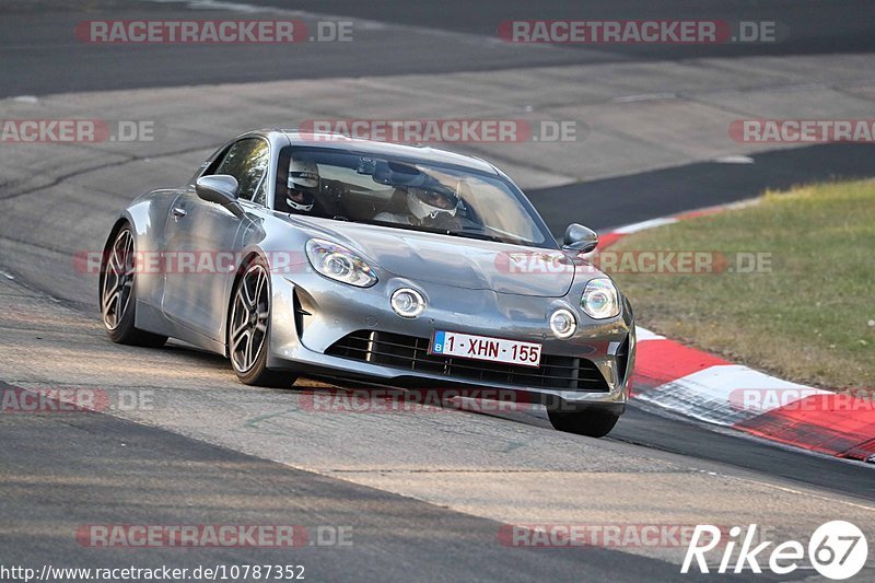 Bild #10787352 - Touristenfahrten Nürburgring Nordschleife (15.09.2020)