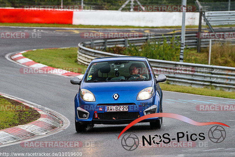 Bild #11019600 - Touristenfahrten Nürburgring Nordschleife (04.10.2020)