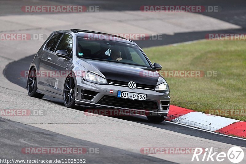 Bild #11025352 - Touristenfahrten Nürburgring Nordschleife (04.10.2020)