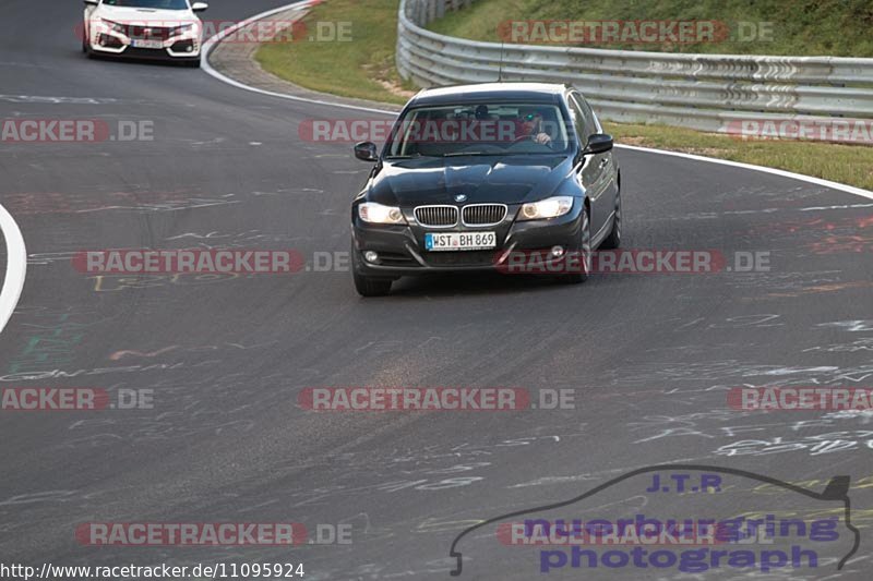 Bild #11095924 - Touristenfahrten Nürburgring Nordschleife (11.10.2020)